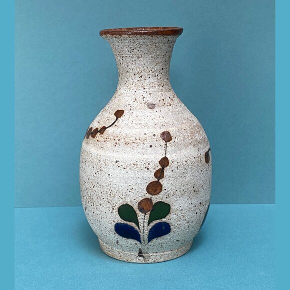 Sweet Little Vintage Mexican Tonala Pottery Vase with Cobalt Blue Flower - Picture 5 of 7